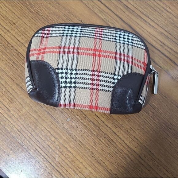 NWOT Plaid Wallet/Coin bag 💰‎ - Picture 9 of 9